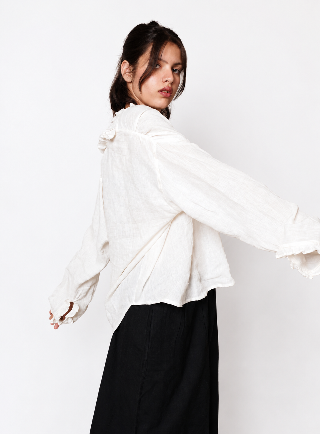 Artisav Rio White Handwoven Linen Blouse for Women