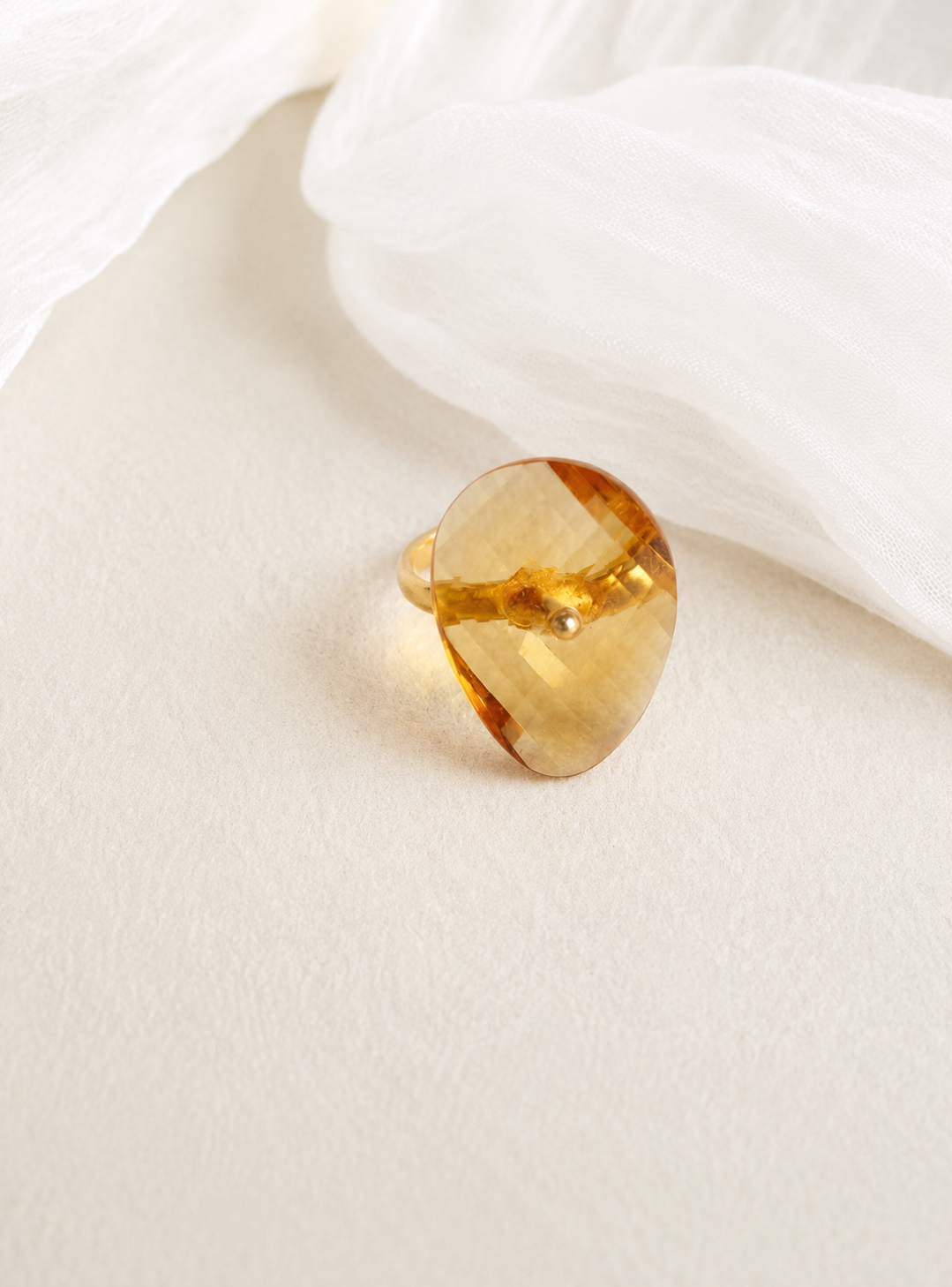 Infinity Citrine Ring in K18 Gold Hand-Cut Artisan Gemstone Jewellery