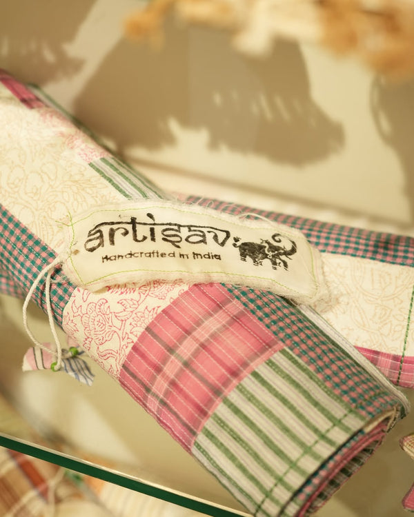 Woven from the stories of Khadi scraps, these table mats celebrate the beauty of mindful craftsmanship—bringing sustainability to every table. 💖✨